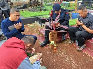 Pasukan Pemburu Rajawali IV Besutan Prabowo Subianto Reuni-Terbitkan Buku Pasukan Pemburu Rajawali IV Besutan Prabowo Subianto Reuni-Terbitkan Buku