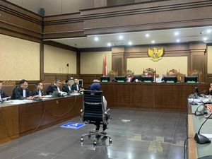Momen Emosi Riezky ke Hasto: Saya Tahu Anda Sekjen, tapi Bukan Tuhan! Momen Emosi Riezky ke Hasto: Saya Tahu Anda Sekjen, tapi Bukan Tuhan!