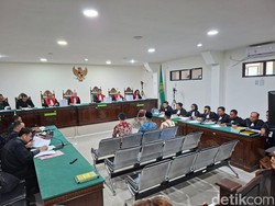 Kadis Akui Setor Rp 195 Juta ke Rohidin Mersyah untuk Pertahankan Jabatan