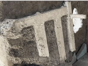 Momen Tragis Keluarga di Pompeii: Barikade Pintu, Hangus Diterjang Awan Panas Momen Tragis Keluarga di Pompeii: Barikade Pintu, Hangus Diterjang Awan Panas
