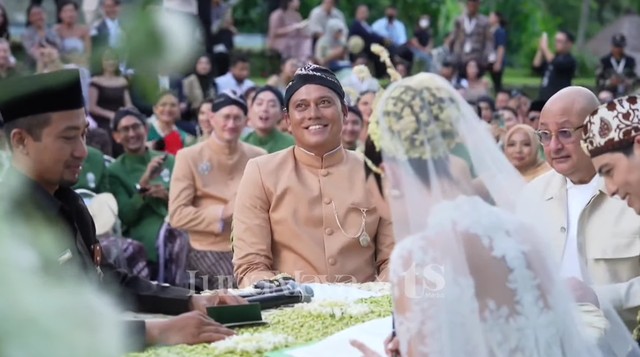 Gosip Terkini Selebriti Insertlive : Sosok Tipi Jabrik, Kakak Kedua Luna Maya yang Jadi Atlet Selancar Internasional