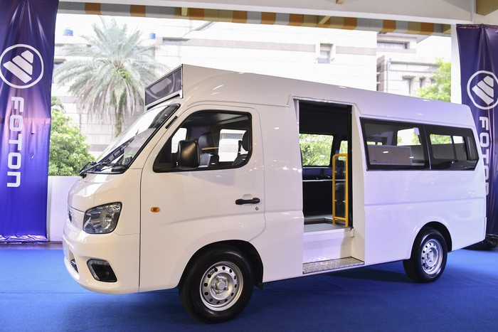 Transjakarta uji coba kendaraan beroda empat listrik Foton buat armada Jaklingko Transjakarta uji coba kendaraan beroda empat listrik Foton buat armada Jaklingko