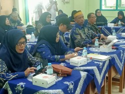 27 Kepsek SD di Parepare Studi Tiru ke Madiun di Tengah Efisiensi Anggaran