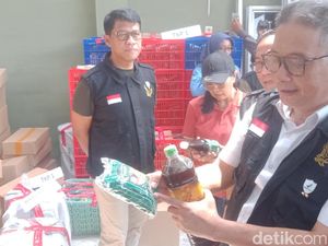Gudang Jamu Ilegal Digerebek BPOM di Bonyokan Klaten Gudang Jamu Ilegal Digerebek BPOM di Bonyokan Klaten