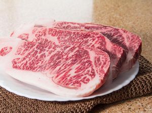 Makan Daging Sapi Pernah Dianggap Hal Tabu di Jepang, Ini Alasannya! Makan Daging Sapi Pernah Dianggap Hal Tabu di Jepang, Ini Alasannya!