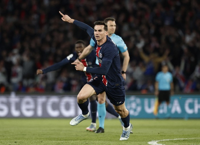 Fabian Ruiz Soccer Football - Champions League - Semi Final - Second Leg - Paris St Germain v Arsenal - Parc des Princes, Paris, France - May 7, 2025 Paris St Germains Fabian Ruiz celebrates scoring their first goal REUTERS/Benoit Tessier