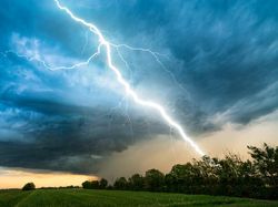 Prakiraan Cuaca Bengkulu 26 Februari 2026, Satu Daerah Berpotensi Hujan Petir