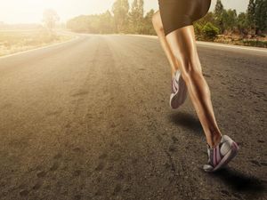Opsi Selain Air Kelapa untuk Dikonsumsi Sehabis Lari Maraton Opsi Selain Air Kelapa untuk Dikonsumsi Sehabis Lari Maraton