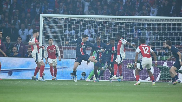 Liga Champions PARIS, FRANCE - MAY 7: Players in action during the UEFA Champions League second leg semi-final match between PSG and Arsenal at Parc des Princes stadium in Paris, France on May 7, 2025. (Photo by Mustafa Yalcin/Anadolu via Getty Images)
