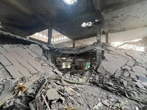 Rudal India Hancurkan Masjid-Sekolah di Pakistan, 3 Orang Tewas Rudal India Hancurkan Masjid-Sekolah di Pakistan, 3 Orang Tewas