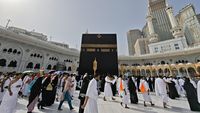 Potret Masjidil Haram yang Mulai Dipadati Calon Jemaah Haji
