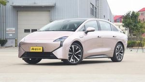Tampang Sedan Listrik Buatan Maskapai Penerbangan China, Cakep Luar-Dalem