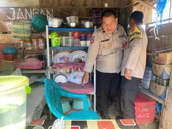 Wanita di Polman Pukul Pedagang Pakai Tabung Gas 3 Kg hingga Terhuyung Jatuh