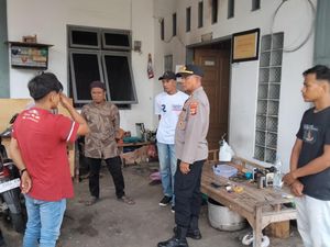 Rumah Warga di Lhokseumawe Dilempar Molotov, Polisi Selidiki Pelaku Rumah Warga di Lhokseumawe Dilempar Molotov, Polisi Selidiki Pelaku
