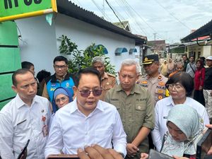 Pemprov Klaim 100% Warga Jatim Tak Lagi BAB Sembarangan Pemprov Klaim 100% Warga Jatim Tak Lagi BAB Sembarangan