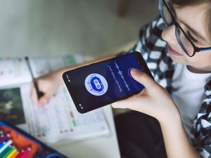 Sampai Batas Mana AI Bisa Digunakan Murid? Begini Pandangan Praktisi Pendidik Sampai Batas Mana AI Bisa Digunakan Murid? Begini Pandangan Praktisi Pendidik