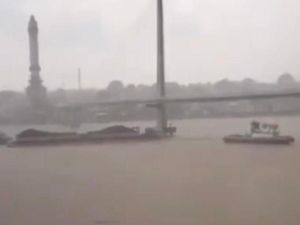 Tongkang Batu Bara Tabrak Jembatan Gentala Arasy, Polisi Selidiki