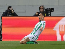 Lagi-lagi Antony Gendong Real Betis, Kini ke Final Conference League