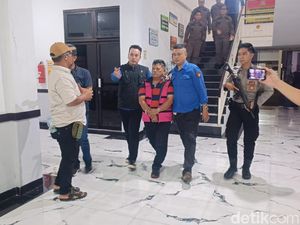 Kejari Sidoarjo Tetapkan Direktur Pengembang Tersangka TKD Sidokerto Kejari Sidoarjo Tetapkan Direktur Pengembang Tersangka TKD Sidokerto