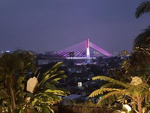 4 Kafe Hidden Gem Bandung dengan View Jembatan Pasupati 4 Kafe Hidden Gem Bandung dengan View Jembatan Pasupati