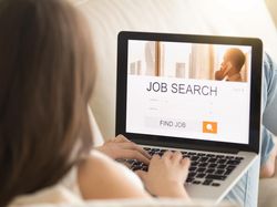 3 Sektor Penyumbang PHK Terbanyak di RI