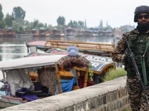 Makin Panas, Pakistan Lancarkan Serangan Sengit ke India