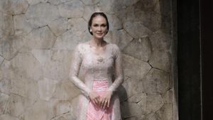 Foto Luna Maya Cantik Manglingi Pakai 3 Kebaya, Siraman Hingga Akad Nikah