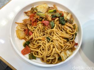 Lezat Halal! Lamian dan Rou Jia Mo ala China di Apartemen Ini Lezat Halal! Lamian dan Rou Jia Mo ala China di Apartemen Ini
