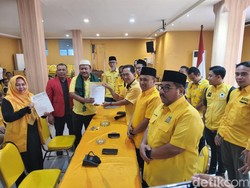 Dapat Dukungan 41 Suara, Ali Mufthi Daftar Calon Ketua Golkar Jatim