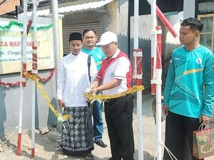 Cerdaskan Generasi Bangsa, Polisi Brebes Ini Buka Taman Baca Cerdaskan Generasi Bangsa, Polisi Brebes Ini Buka Taman Baca