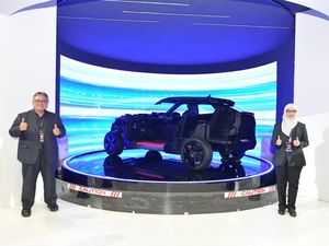 Bocoran Wujud Calon Mobil Listrik Made in Malaysia Bocoran Wujud Calon Mobil Listrik Made in Malaysia