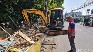 Potret Pembongkaran PKL Rawa Tembaga di Kota Bekasi