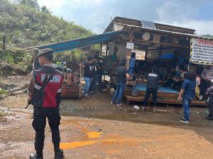 2 Preman Palak Pengendara Rp 100 Ribu di Morowali Ditangkap 2 Preman Palak Pengendara Rp 100 Ribu di Morowali Ditangkap