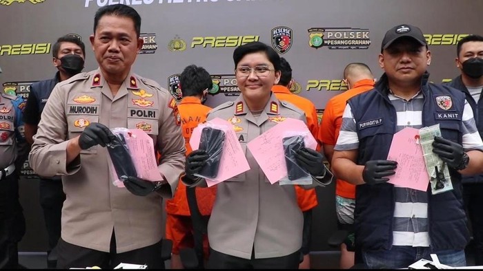 Polsek Pesanggrahan menangkap sindikat curanmor.