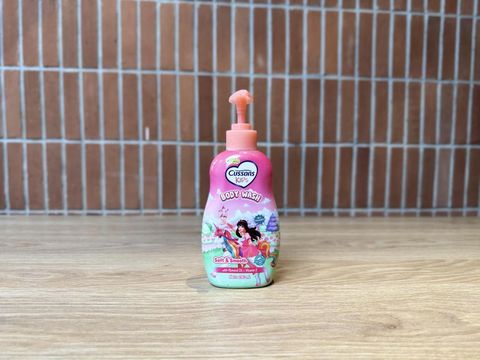 Rekomendasi sabun mandi anak
