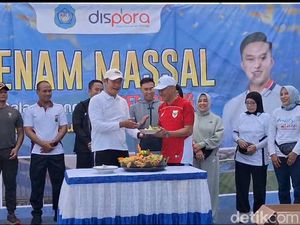 Tumpengan Sederhana Tandai Dibukanya Stadion Surajaya Lamongan Tumpengan Sederhana Tandai Dibukanya Stadion Surajaya Lamongan