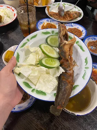 5 Tempat Makan Enak di Area Apartemen, Sambal Bakar hingga Pecel Lele