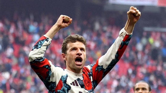 Thomas Mueller FILE PHOTO: Soccer Football - Bundesliga - RB Leipzig v Bayern Munich - Red Bull Arena, Leipzig, Germany - May 3, 2025 Bayern Munichs Thomas Muller reacts after the match REUTERS/Lisi Niesner DFL REGULATIONS PROHIBIT ANY USE OF PHOTOGRAPHS AS IMAGE SEQUENCES AND/OR QUASI-VIDEO./File Photo