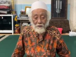 Abuya Muhtadi Apresiasi dan Dukung Polda Banten Sikat Premanisme di Banten Abuya Muhtadi Apresiasi dan Dukung Polda Banten Sikat Premanisme di Banten