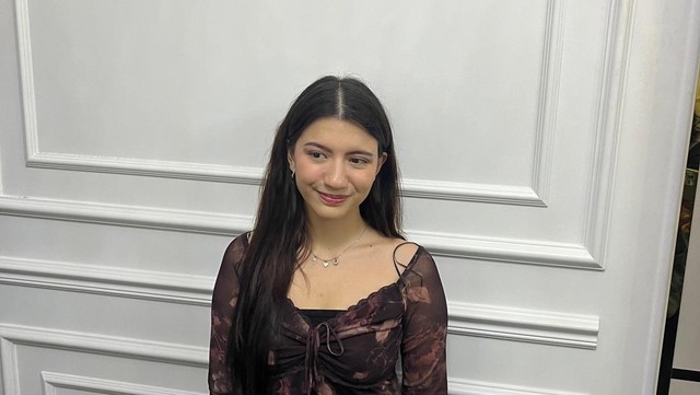 Kabar Terkini Artis dari InsertLive : Cassandra Lee Nikmati Resto yang Dimeriahkan Juicy Luicy hingga RAN
