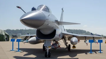 Strategi Cerdas: Iklan Jet Tempur China Menggandeng Keunggulan Melawan Rafale!