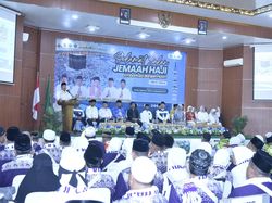 Lepas Jemaah Haji di Banjarmasin, Cucun Puji Layanan Pemerintah