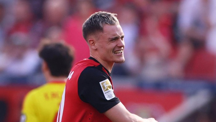 Florian Wirtz Soccer Football - Bundesliga - Bayer Leverkusen v 1. FC Union Berlin - BayArena, Leverkusen, Germany - April 12, 2025 Bayer Leverkusens Florian Wirtz reacts REUTERS/Thilo Schmuelgen DFL REGULATIONS PROHIBIT ANY USE OF PHOTOGRAPHS AS IMAGE SEQUENCES AND/OR QUASI-VIDEO.
