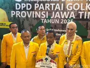 Saat Candaan Bahlil Goda Emil Dardak Gabung Golkar Saat Candaan Bahlil Goda Emil Dardak Gabung Golkar