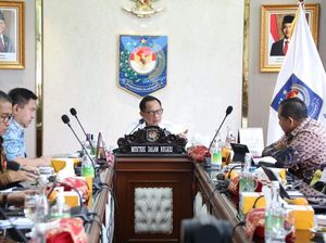 Mendagri Soroti Tingkat Realisasi APBD Seluruh Pemerintah Daerah Mendagri Soroti Tingkat Realisasi APBD Seluruh Pemerintah Daerah