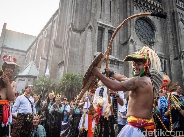 Karnaval Budaya Ramaikan 218 Tahun Keuskupan Agung Jakarta