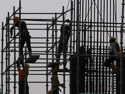 Perkiraan Pertumbuhan Ekonomi Jakarta 2025