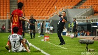 Bali United sempat menyamakan kedudukan, setelah Rahmat Arjuna menerima umpan terobosa dari Irfan Jaya dan menaklukkan kiper. Tapi VAR kemudian meninjau proses gol itu dan wasit menilai ada pelanggaran dari Kadek Agung terhadap Ryo Matsumura.
