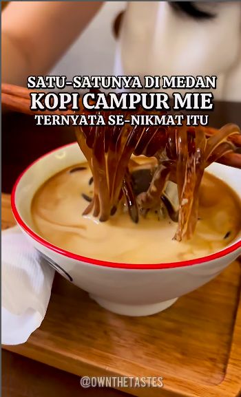 Unik! Di Medan Ada Kopi Susu Gula Aren Dicampur 'Mie'