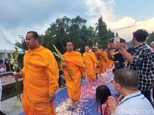 Tak Ada Lagi Ritual Biksu Thudong di Waisak 2026, Ini Alasannya